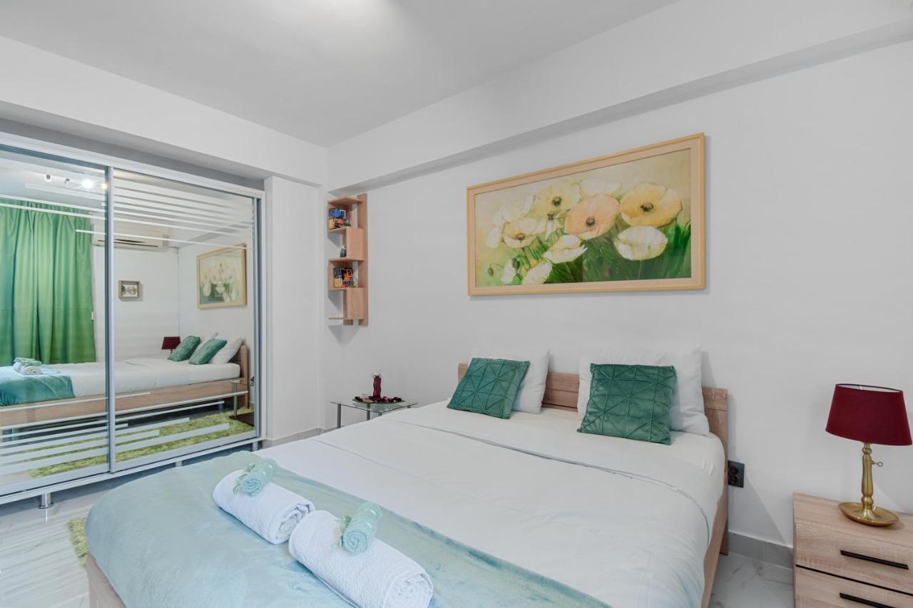 Central Studio Emerald Leilighet Bucureşti Eksteriør bilde
